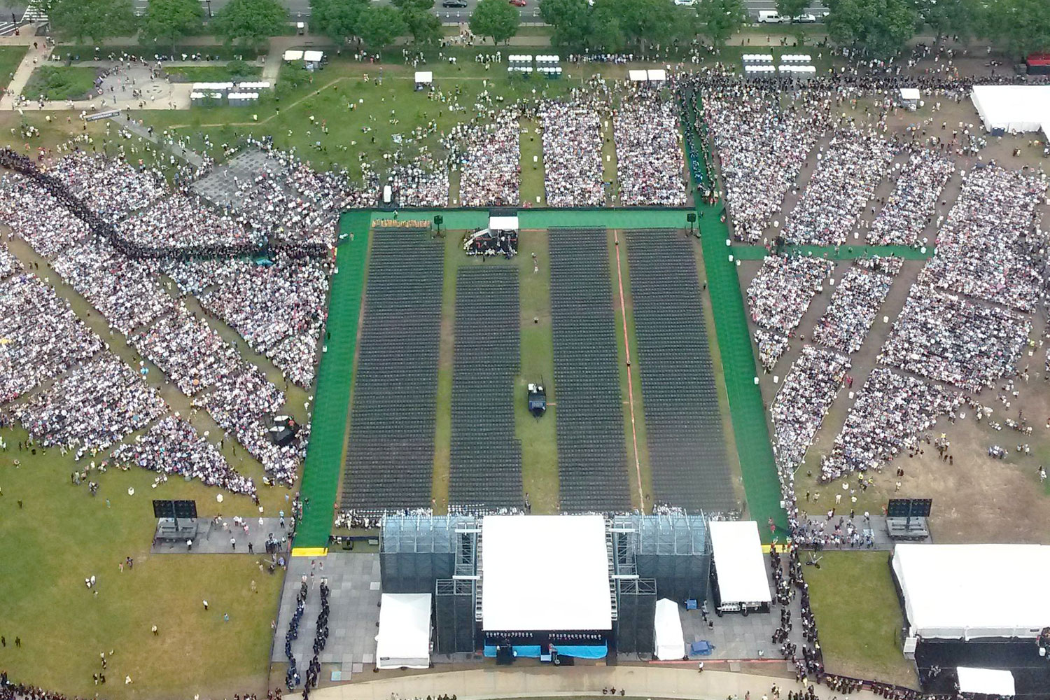 GW Commencement on The Mall 2015