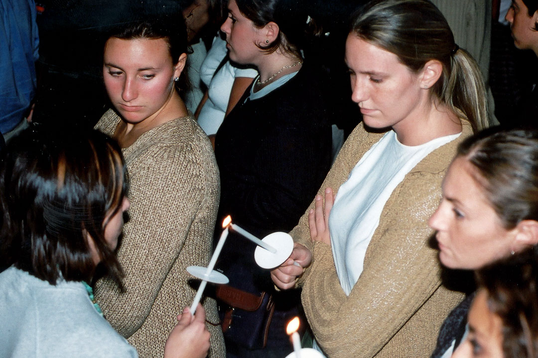 Students attend candlelight vigil for 9/11