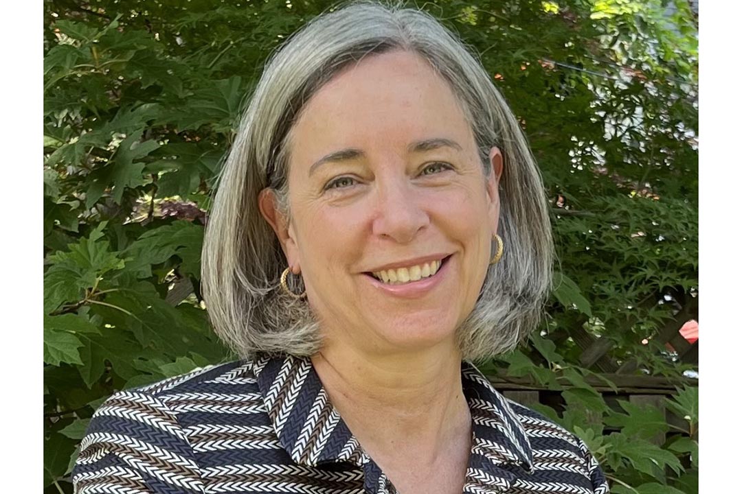 Stacy Dean 