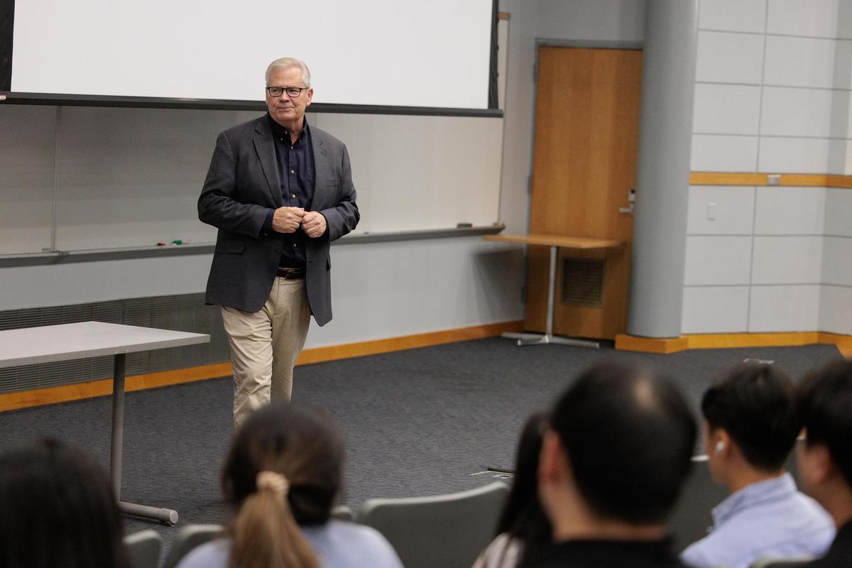 Bob Smith at KICDC