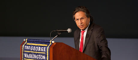 Alejandro Toledo speaks at podium