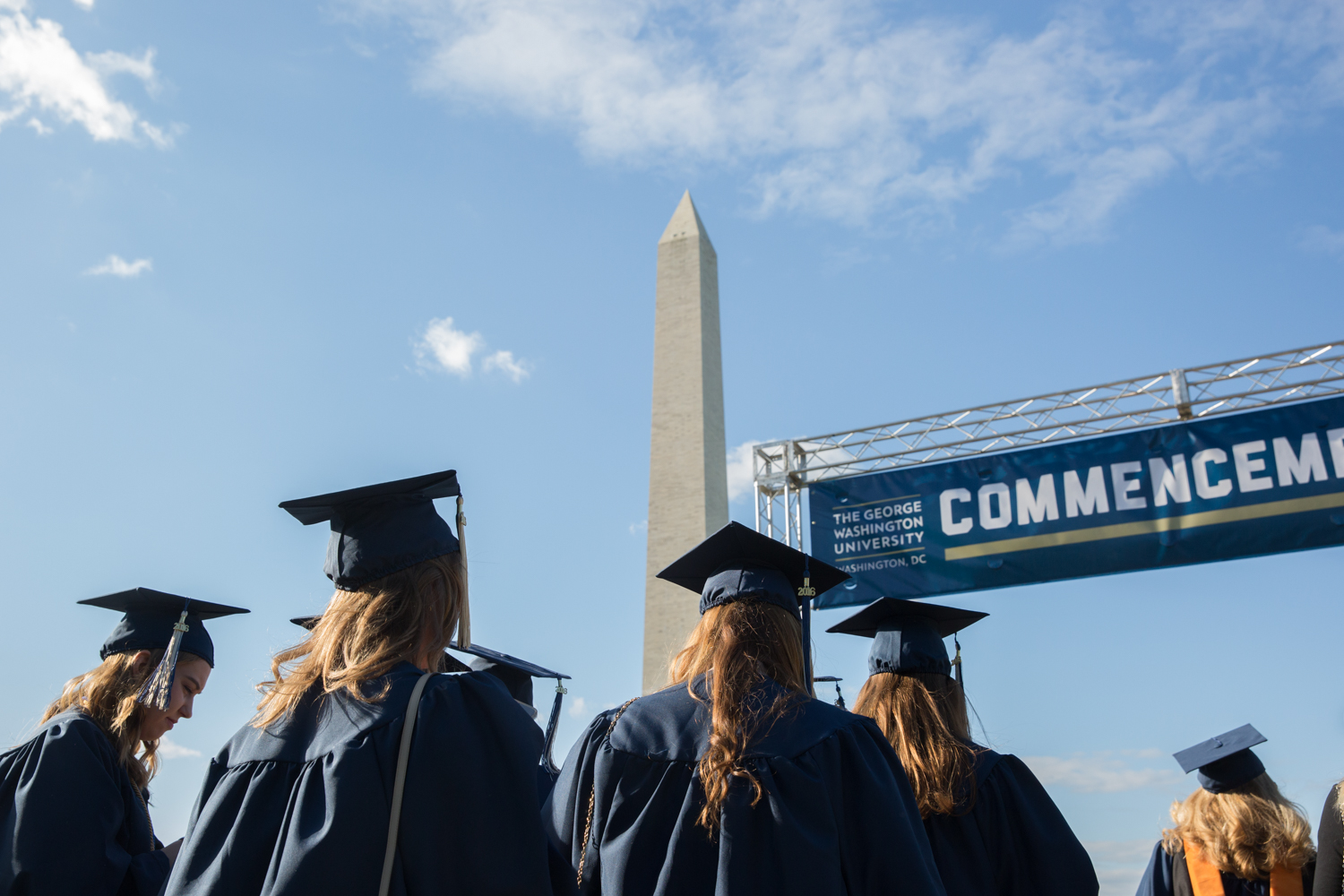 COMMENCEMENT2016_GALLERY