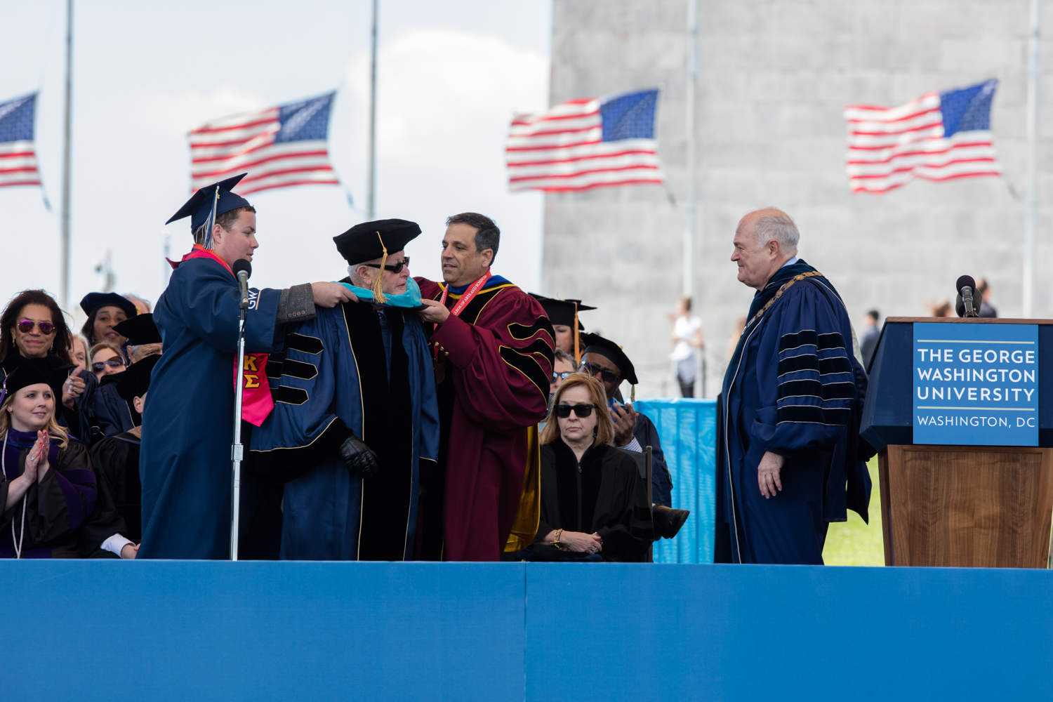 COMMENCEMENT2016_GALLERY