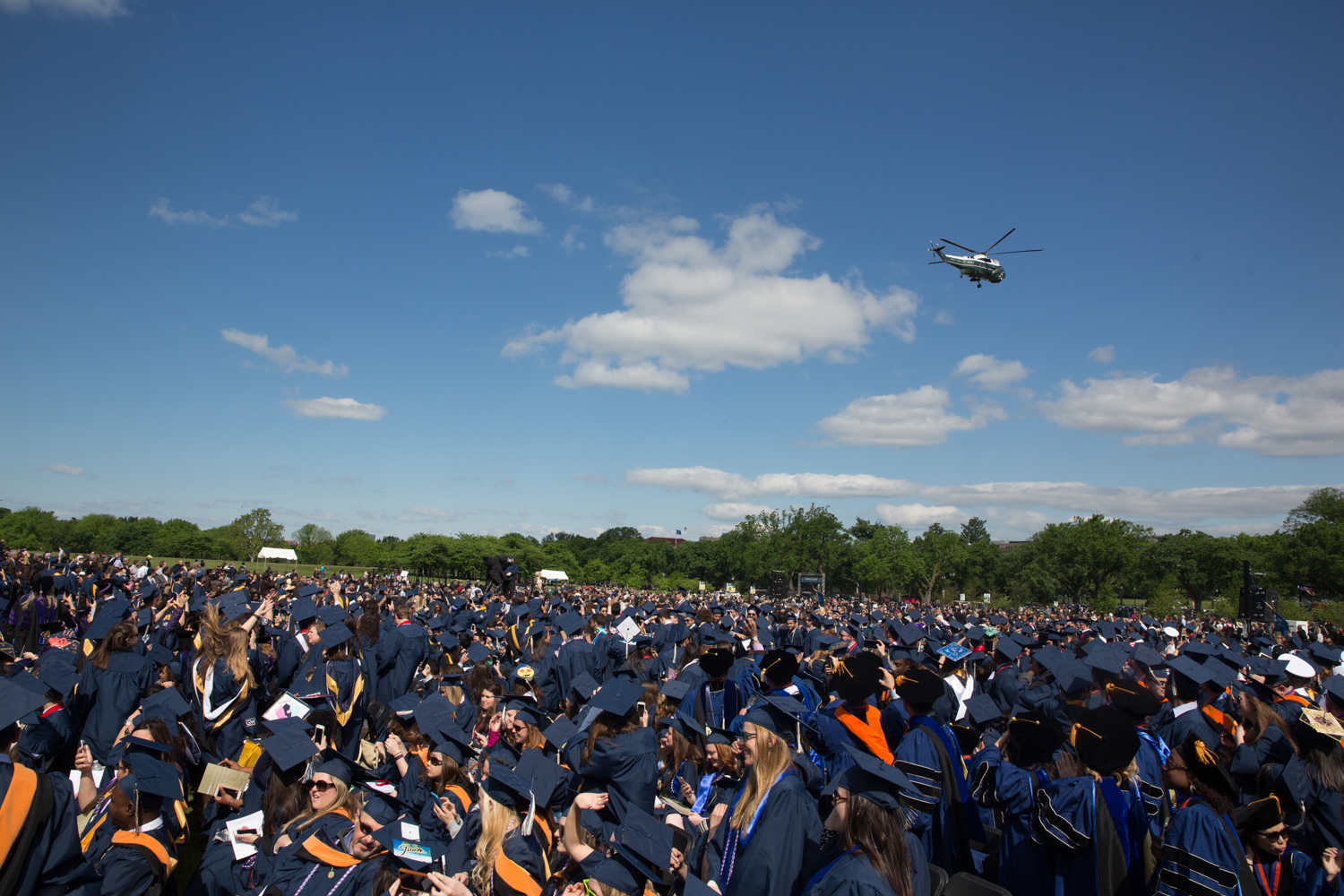 COMMENCEMENT2016_GALLERY