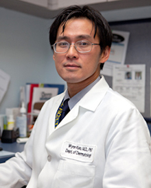 Dr Wynn Kao in lab coat
