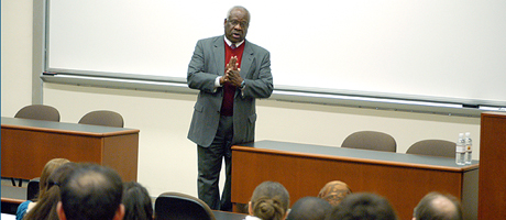 Justice Clarence Thomas lectures at front of GW law class