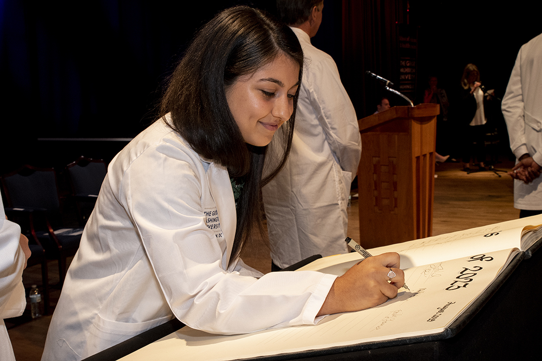 SMHS Class of 2023 White Coat Ceremony