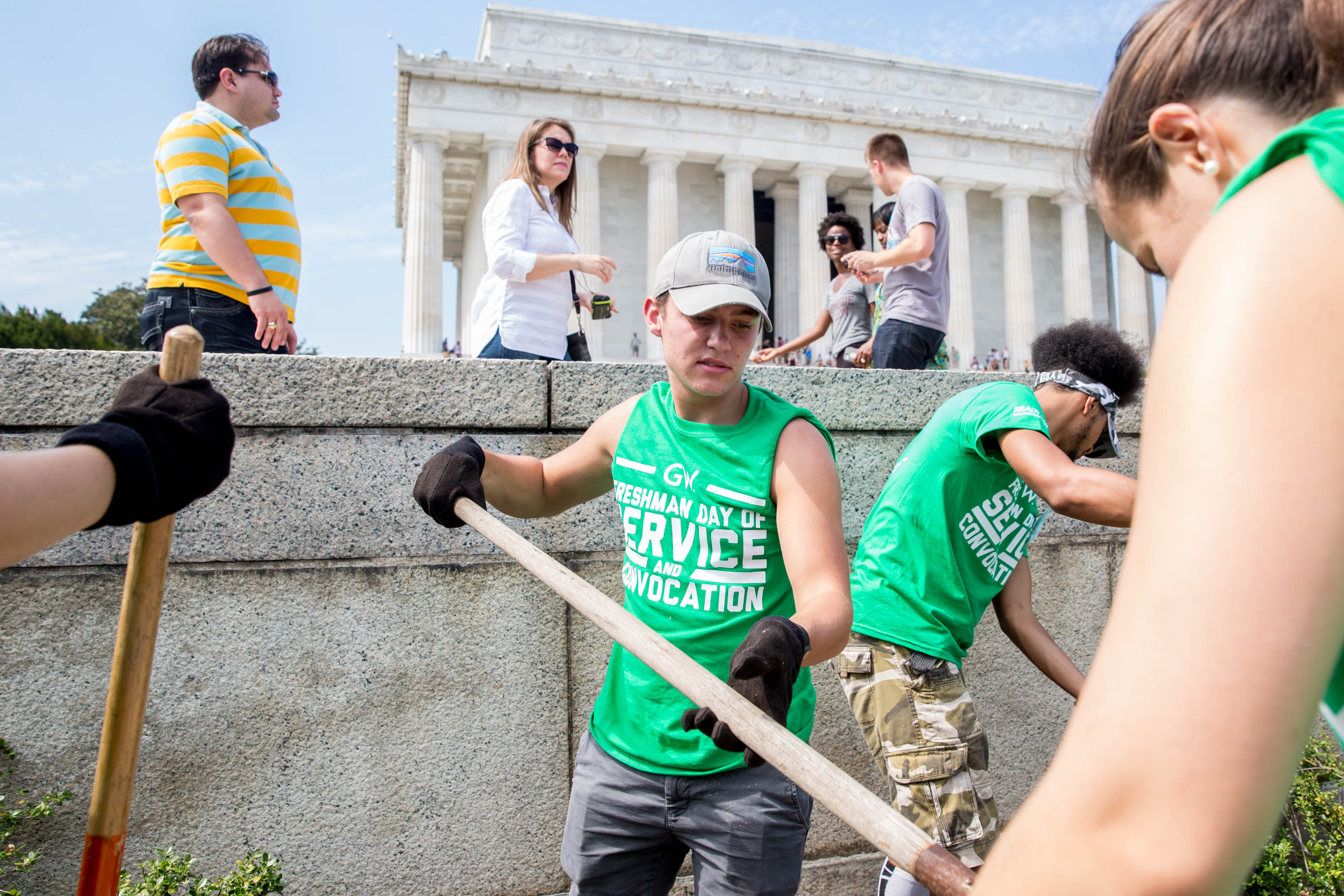 Day of service at Lincoln Memorial