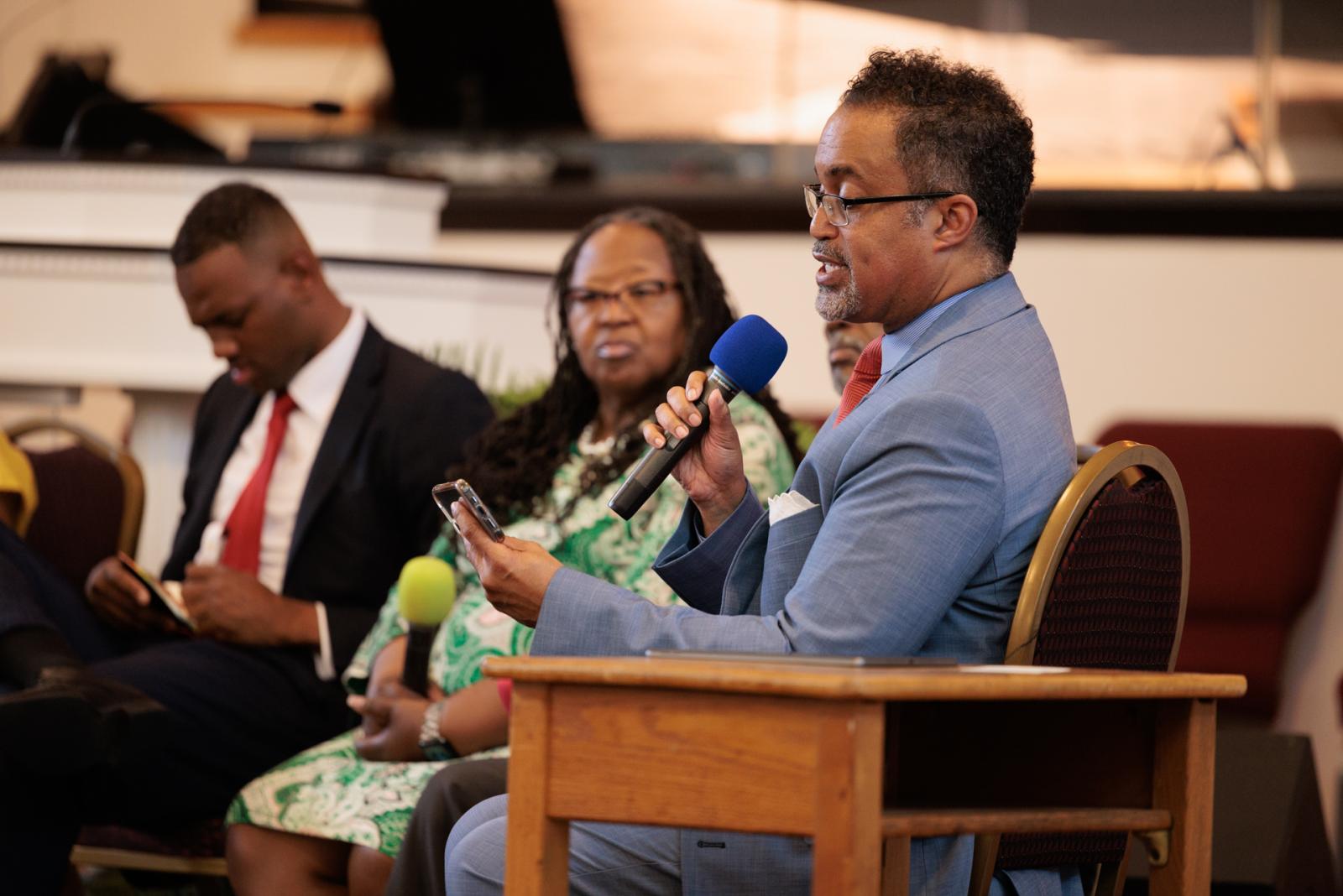 Keith Alexander of The Washington Post moderated the candidates forum.