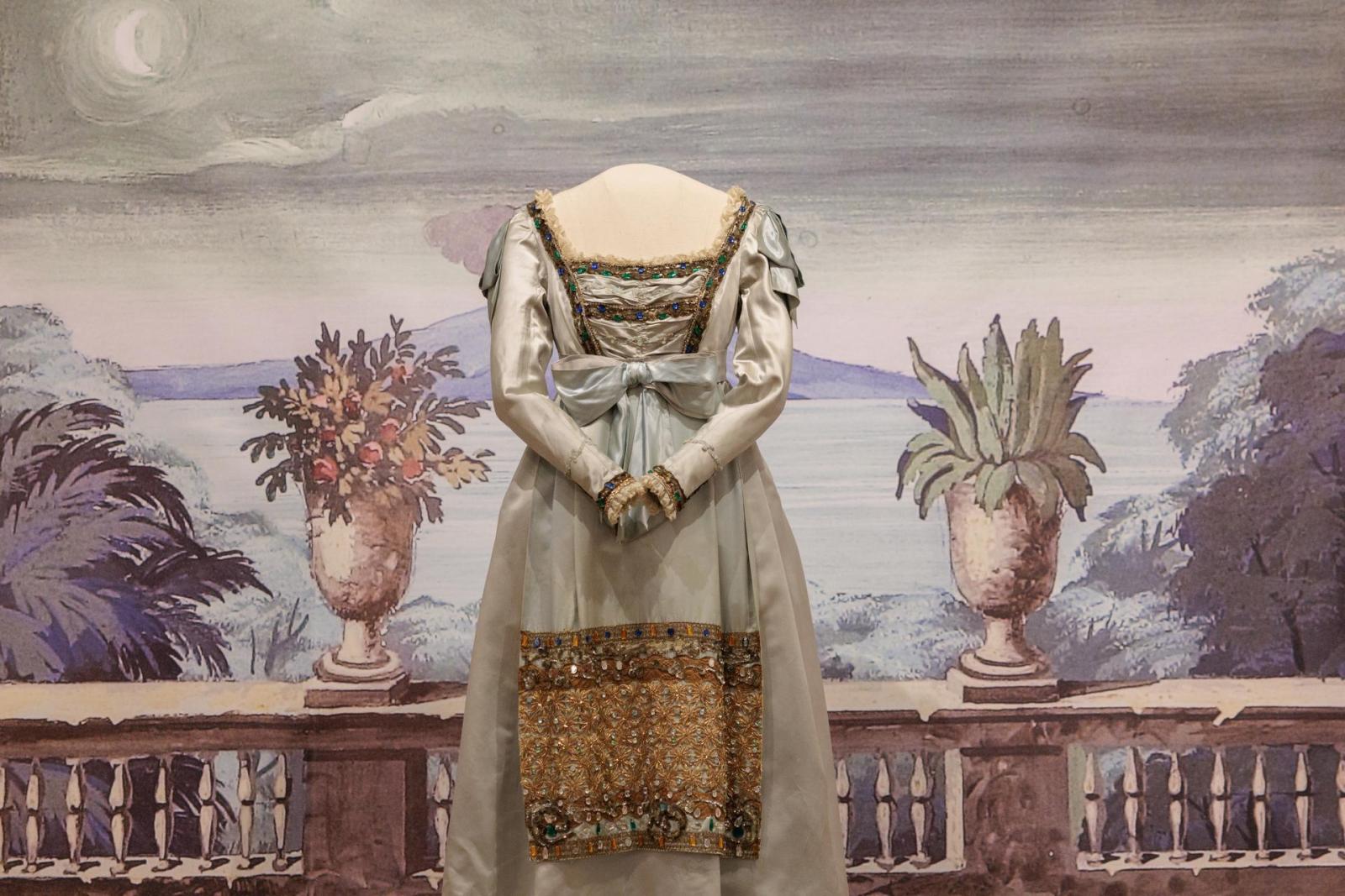 Gown worn by Callas in “Il Turco in Italia.”
