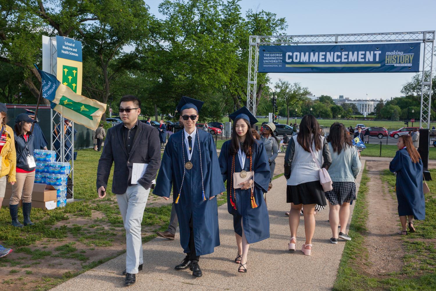 COMMENCEMENT2016_GALLERY