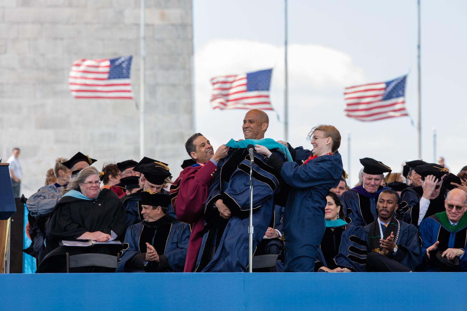 COMMENCEMENT2016_GALLERY